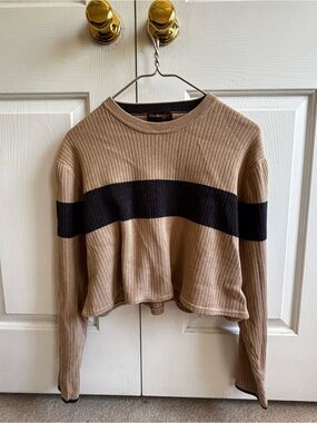 Cambridge Classics Cropped Ribbed Crewneck Sweater in Taupe with Black Stripe